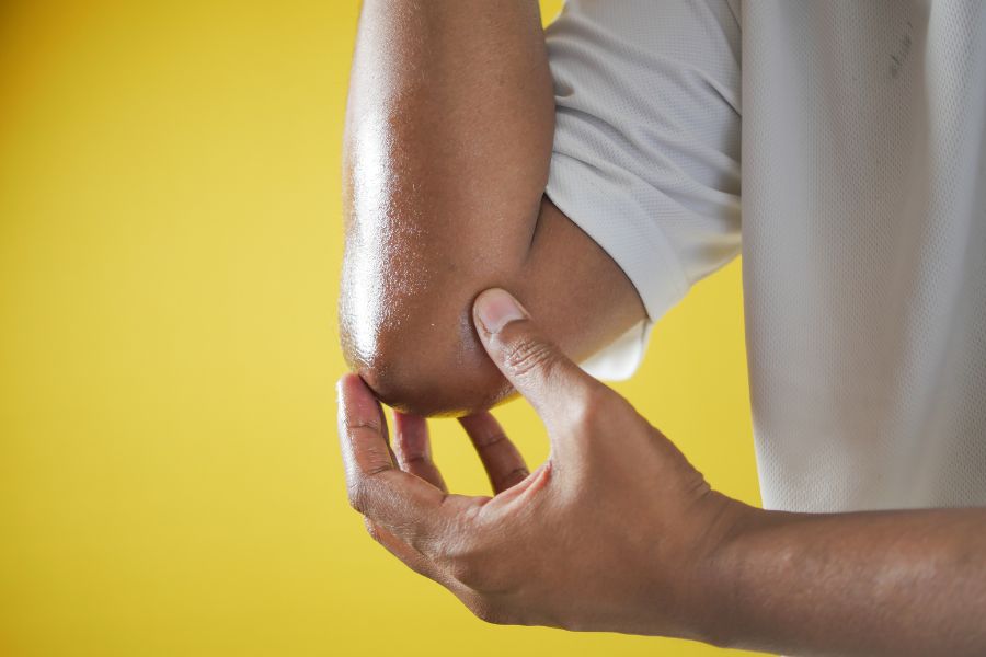 corps etrangers intra articulaires coude chirurgie du coude docteur julien deranlot chirurgien orthopediste specialiste coude paris trappes